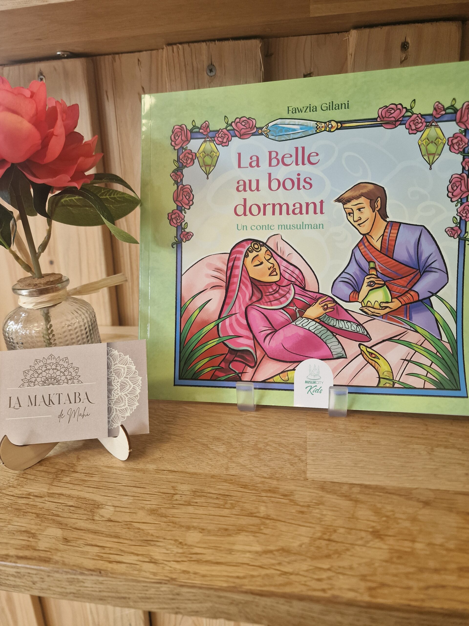 Couverture du livre La Belle au bois dormant, conte musulman pour enfants